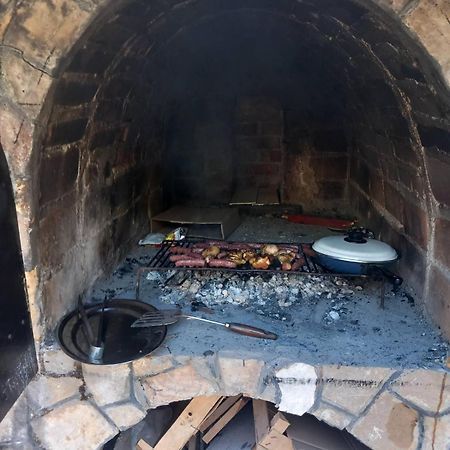Villa Kuca Za Odmor Sa Bazenom Diva Grabovica à Jablanica Extérieur photo